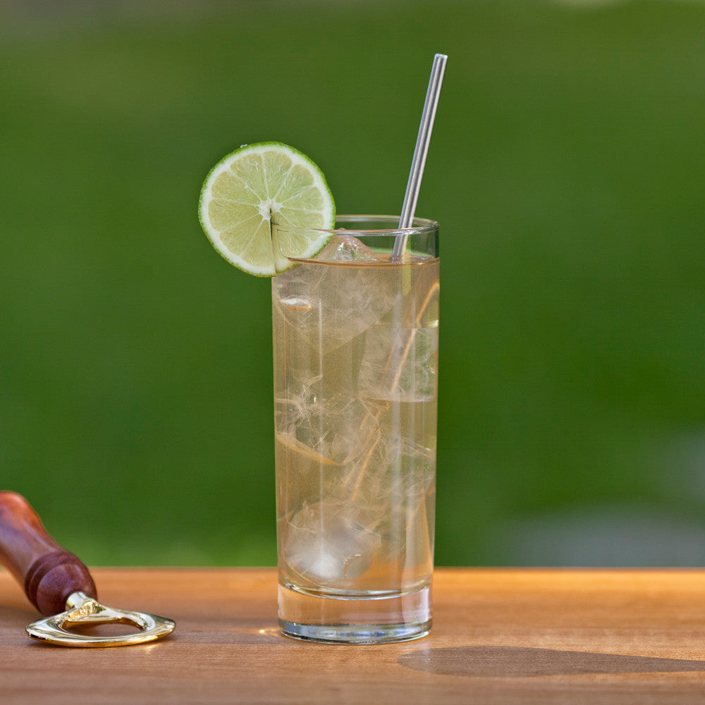 Gin and Tonic Liber & Co.